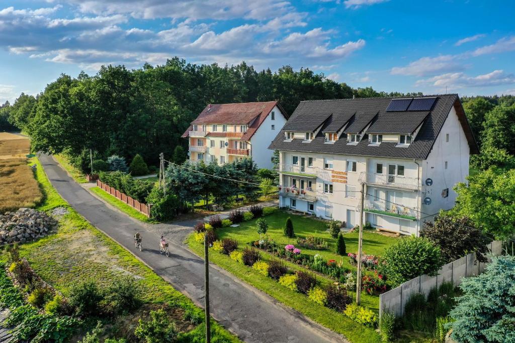 Vonkajšia záhrada v ubytovaní Agroturystyka Sikorki