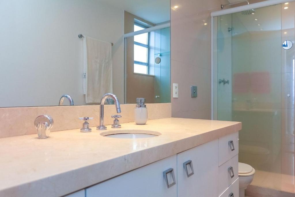  Charmoso Apartamento no Leblon