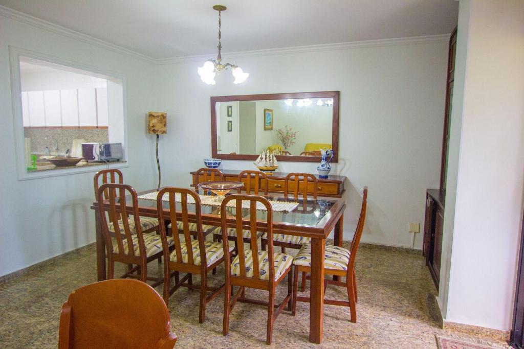  Conforto e ótima infraestrutura no Guarujá Praia da Enseada