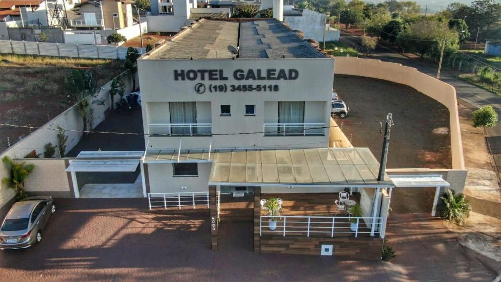  Hotel Galead