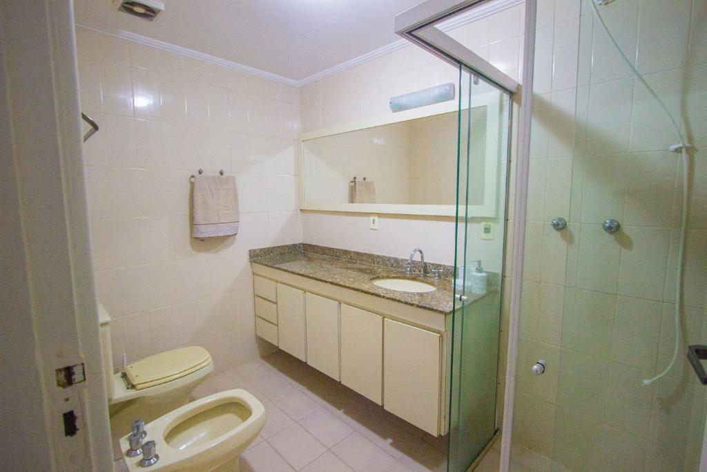  Conforto e ótima infraestrutura no Guarujá Praia da Enseada