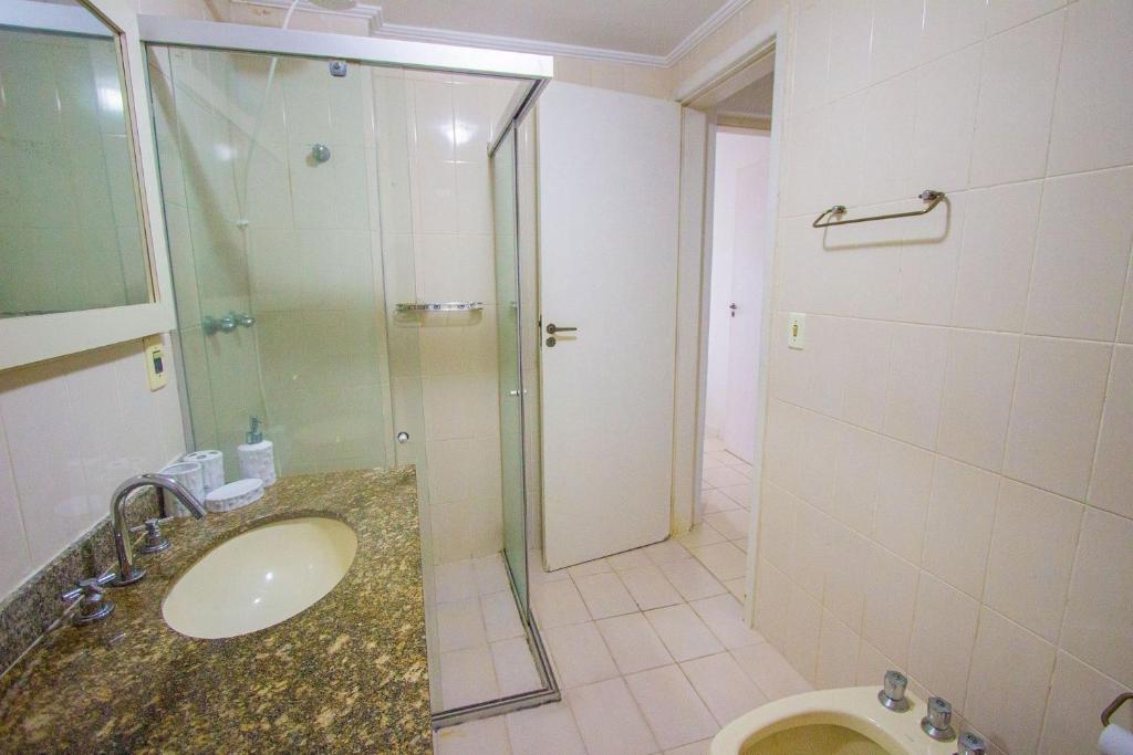  Conforto e ótima infraestrutura no Guarujá Praia da Enseada