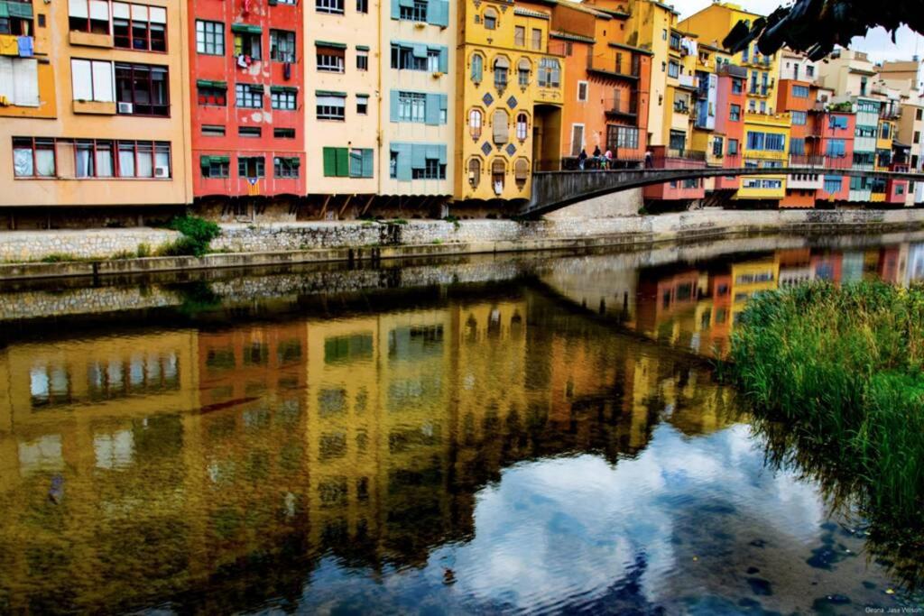 Výhled na řeku, která protéká v blízkosti apartmánu