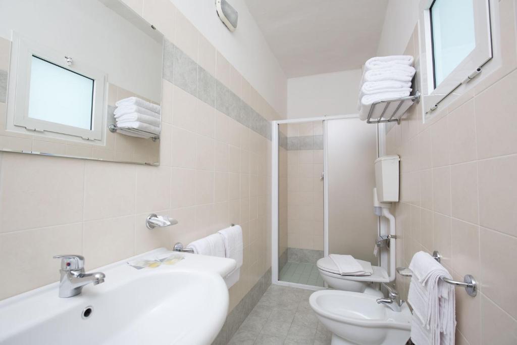 Koupelna v ubytování Hotel Helios