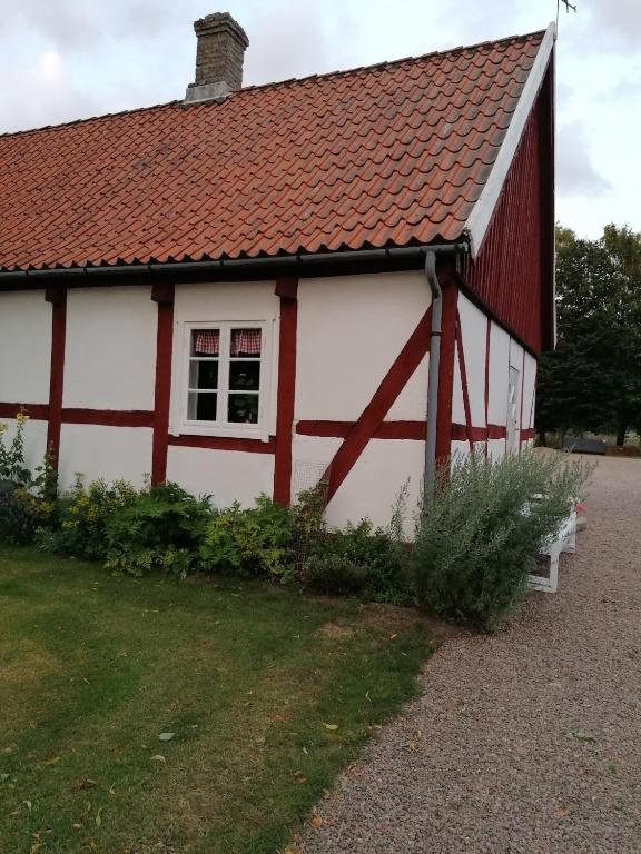 Naturnära charmigt boende - отзывы и видео