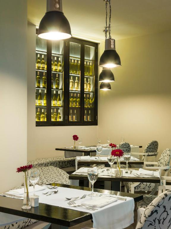 Nápoje v ubytování Boutique Hotel H10 White Suites - Adults Only