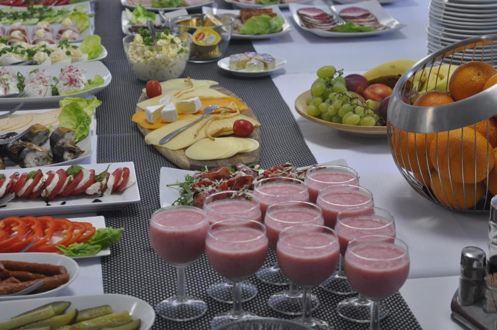 Jedlo v ubytovaní bed & breakfast alebo blízkom okolí