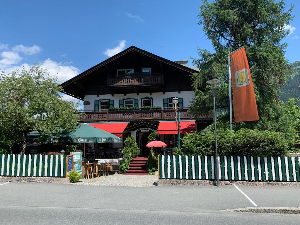 Budova, v ktorej sa apartmánový hotel nachádza
