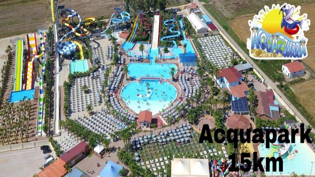 Bazén v ubytování Casa Vacanze BORGO VECCHIO nebo v jeho okolí