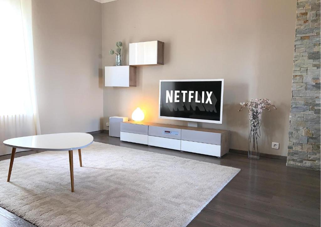 Le Saint-Bernard - Two-Bedroom Apartment