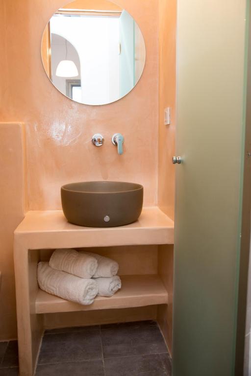 Markakis Studios Fira Town - 16