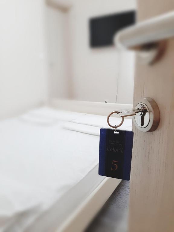 Letto o letti in una camera di Guest House Colovic
