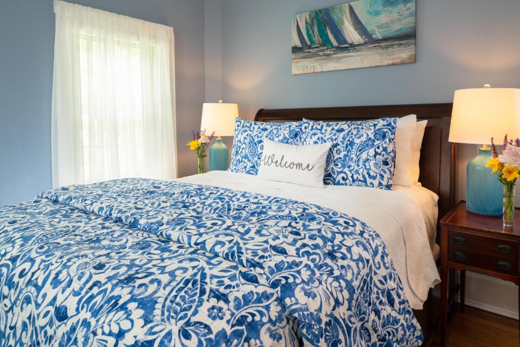 A Charming Kennebunkport Bed and Breakfast
