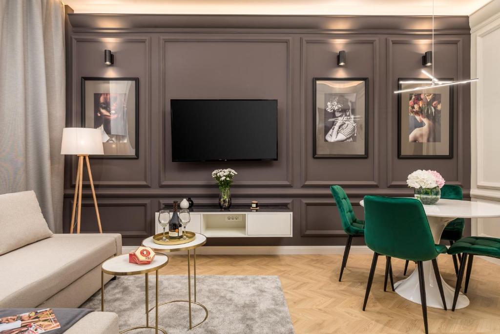 Luxury Number 1 Apartments - 1