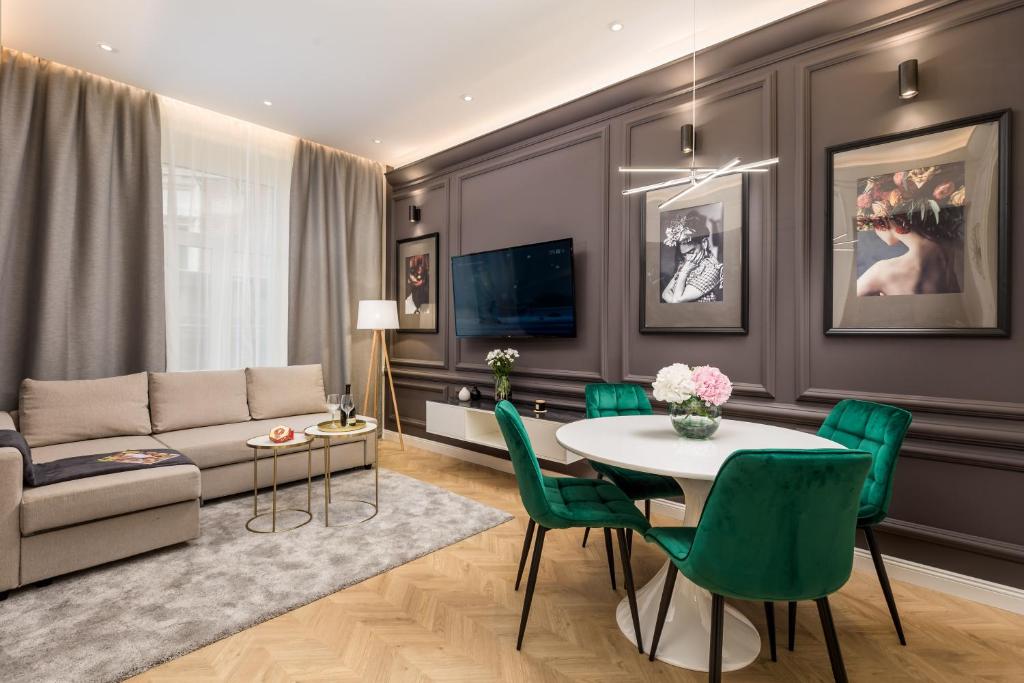 Luxury Number 1 Apartments - 4