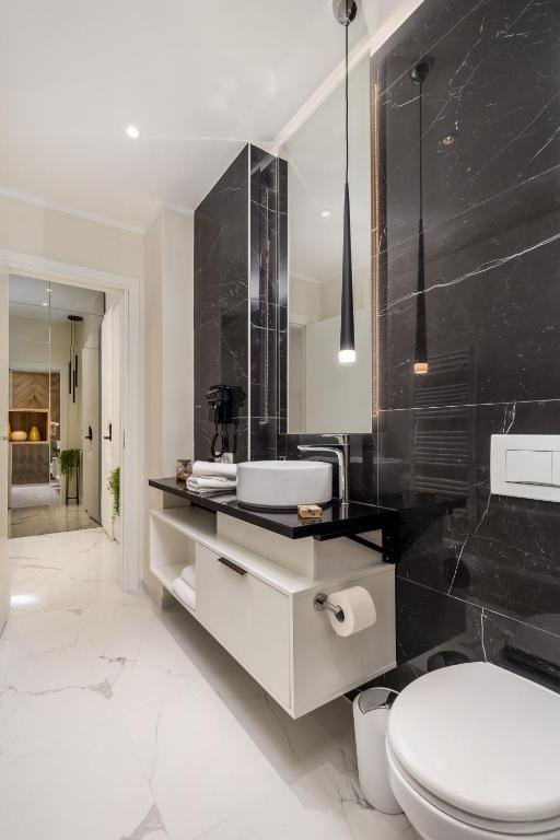 Luxury Number 1 Apartments - 13