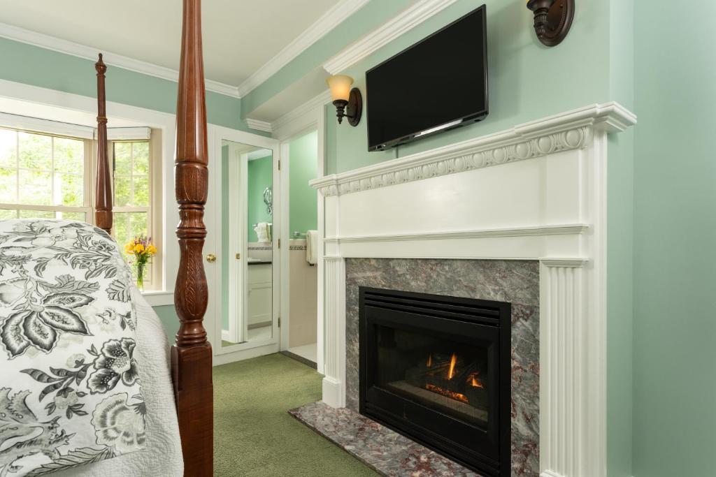 1802 House Bed & Breakfast - Quarto Queen Com Vista Jardim