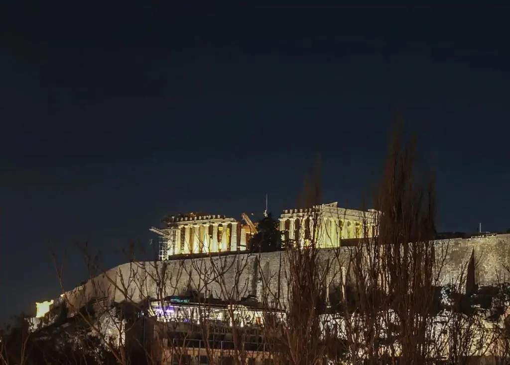 Best Acropolis apt view in the center of Athens, Atena, Grecia