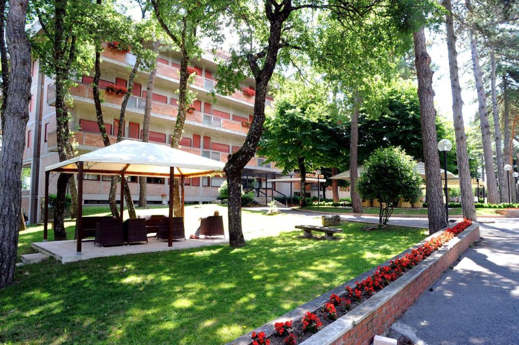 Booking.com: hotel michelangelo , Chianciano Terme, Olaszország - 43  Vendégértékelések . Foglaljon szállodában!