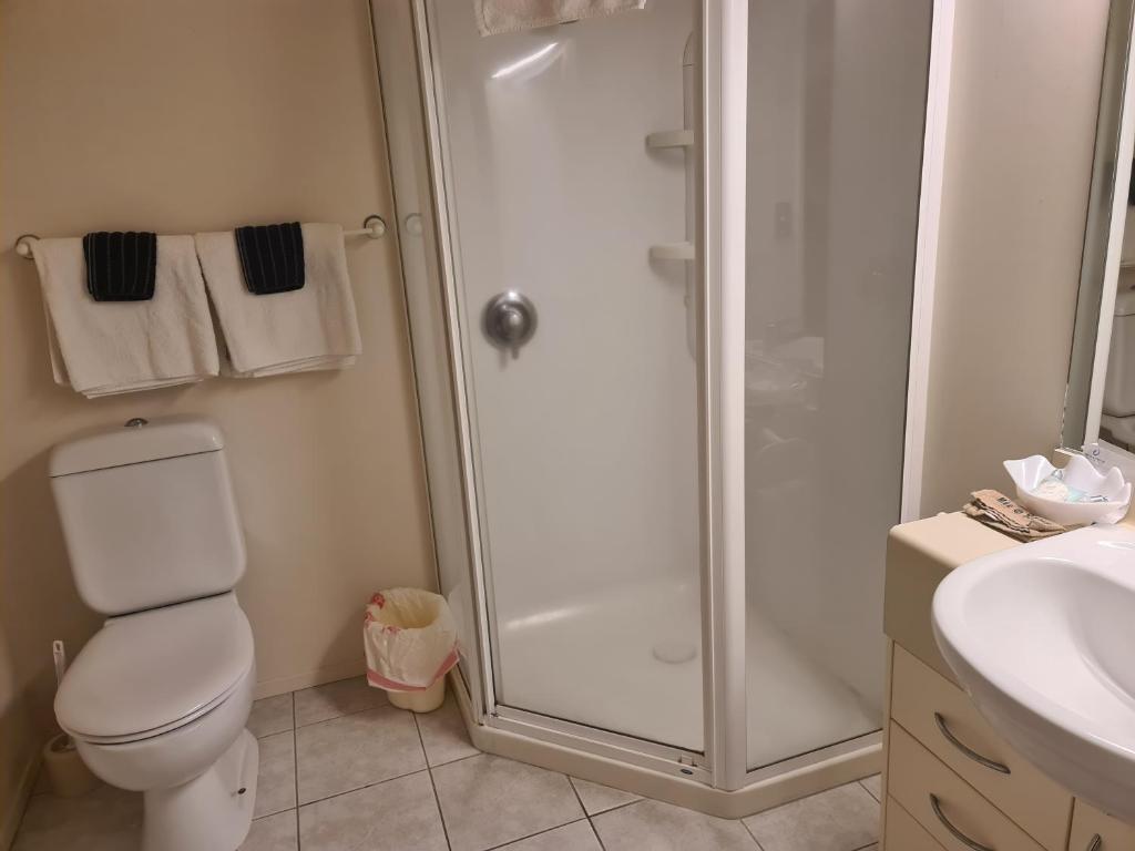 Oceanside Resort & Twin Towers - Resim 38