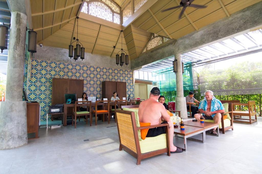 Restaurace v ubytování Ramaburin Resort Patong - SHA Extra Plus