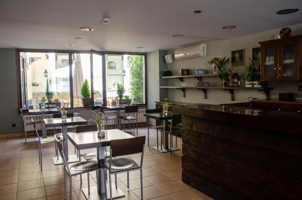 Restaurace v ubytování Albares
