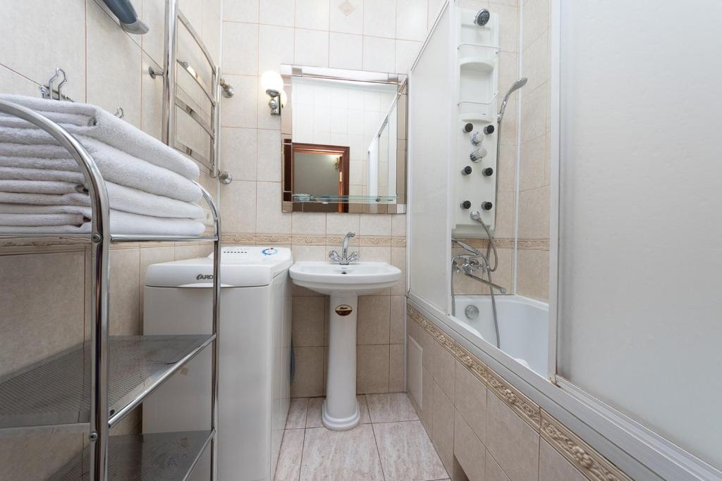 Alma Apartments - One-Bedroom Apartment On Khreschatyk 29