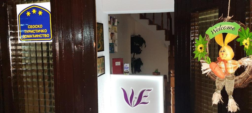 Certifikát, hodnocení, plakát nebo jiný dokument vystavený v ubytování Apartman Domacinstvo La ViE na selu
