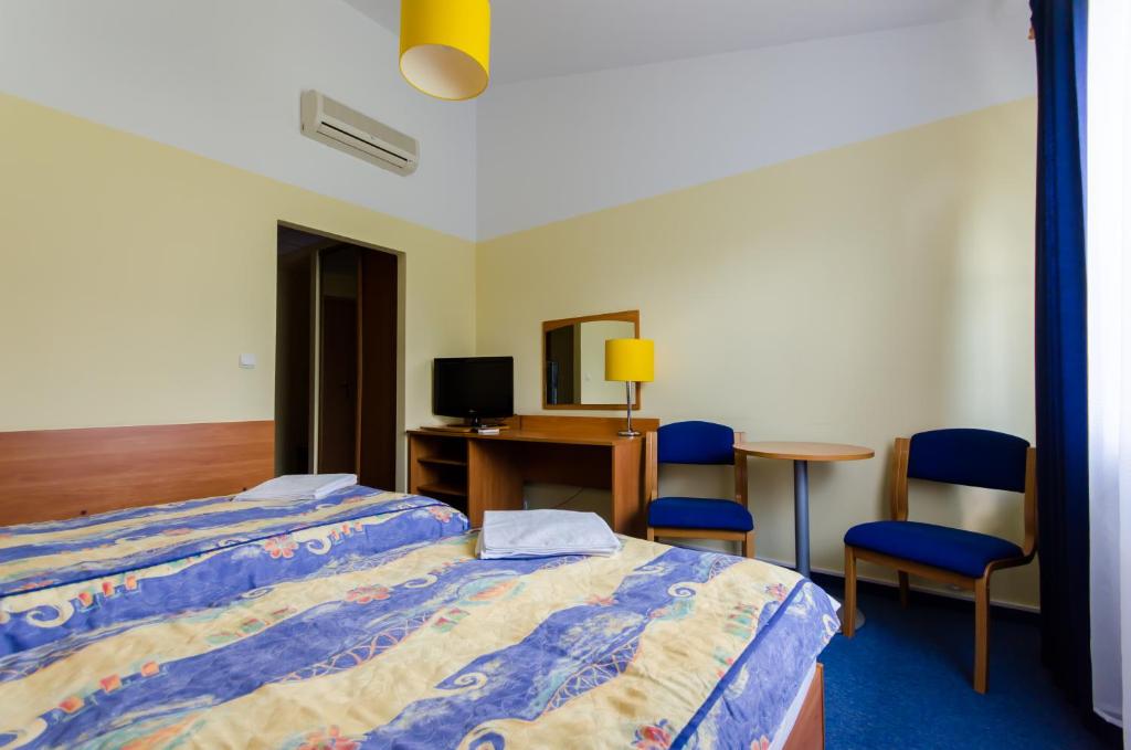 HOTEL A4 Airport Kraków MOP Morawica - Standard King Room