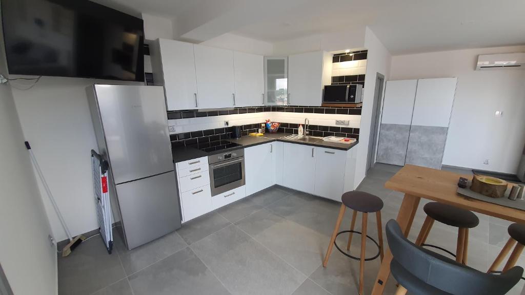 Kuchnia lub aneks kuchenny w obiekcie Magic Apartment centre Pilsen