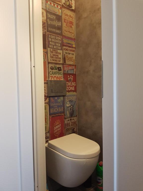 Kúpeľňa v ubytovaní Mikro Apartament Solo na Starówce 8m2