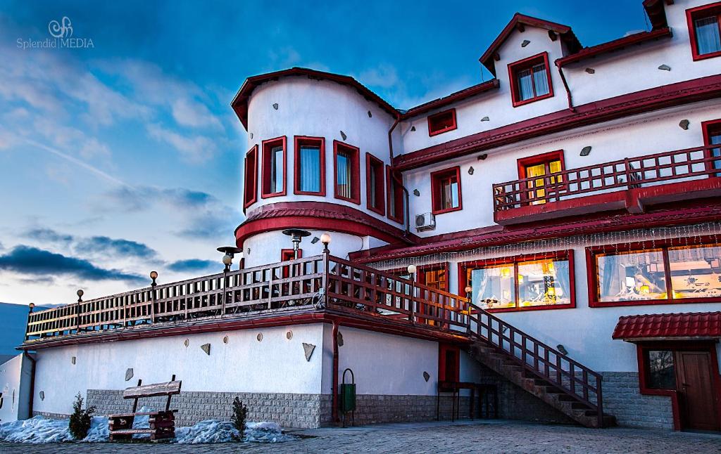 Fotografie z fotogalerie ubytování Hotel Rusu v destinaci Petrosani