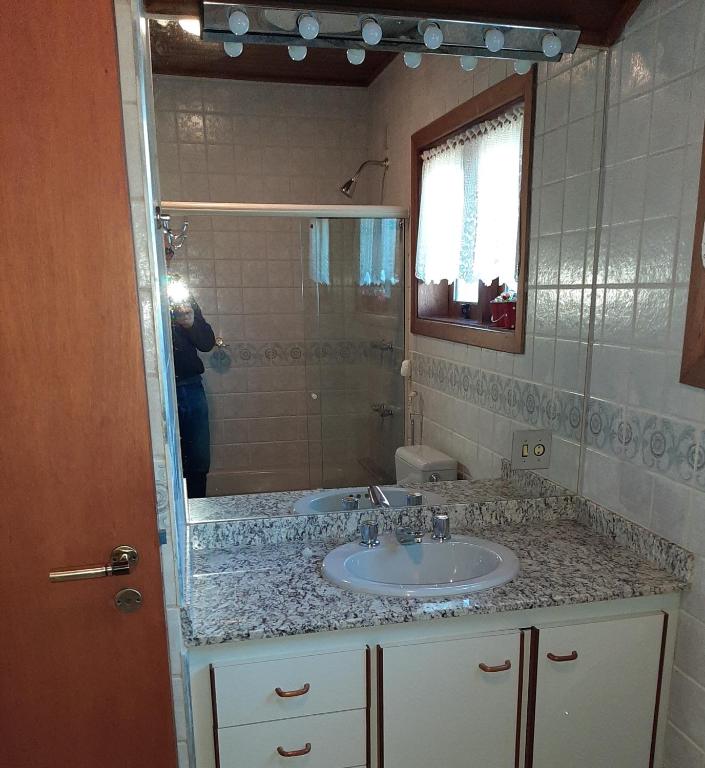  Casa alto padrão em Condominio Fechado com muito lazer
