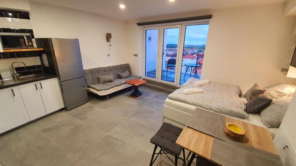 Kuchnia lub aneks kuchenny w obiekcie Magic Apartment centre Pilsen
