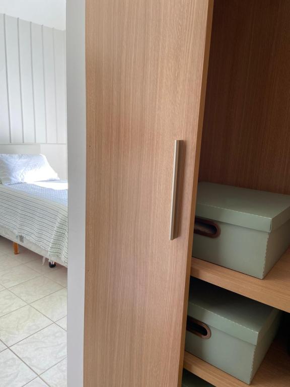  Casa Super Charmosa em Condomínio na Praia