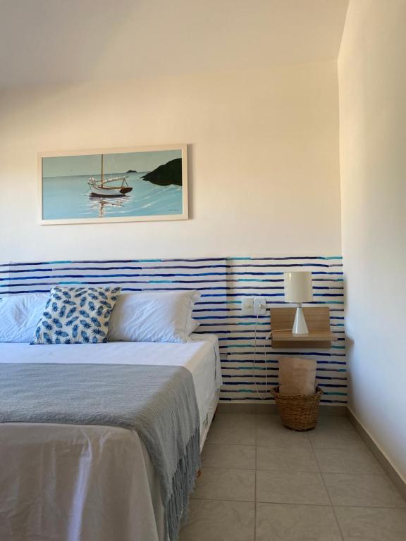  Casa Super Charmosa em Condomínio na Praia