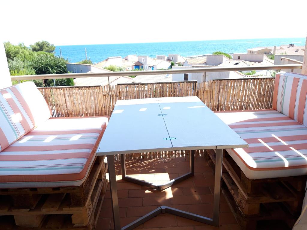 SAUSSET appartement balcon très belle vue mer