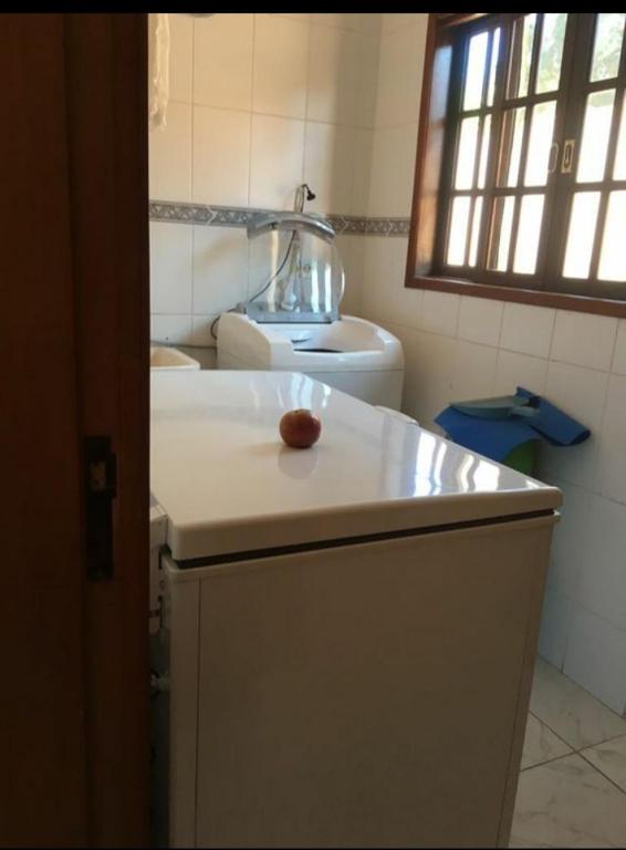  Casa de praia com piscina e churrasqueira