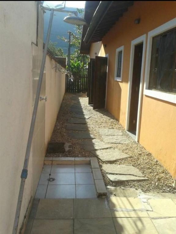  Casa de praia com piscina e churrasqueira