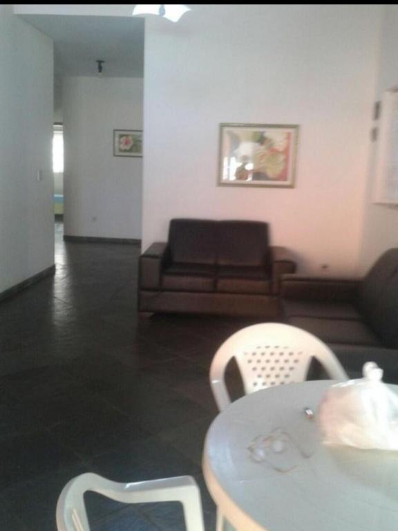  Casa de praia com piscina e churrasqueira