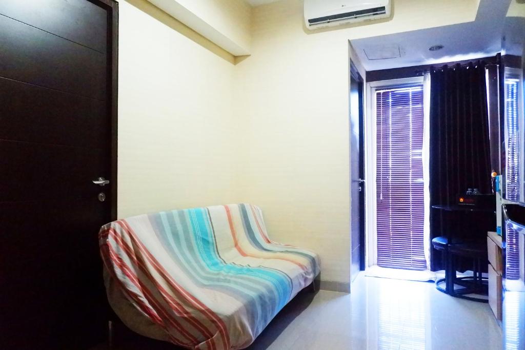 Best View 2BR Apartment at Tamansari Papilio By Travelio - Apartment Mit Zwei Schlafzimmern
