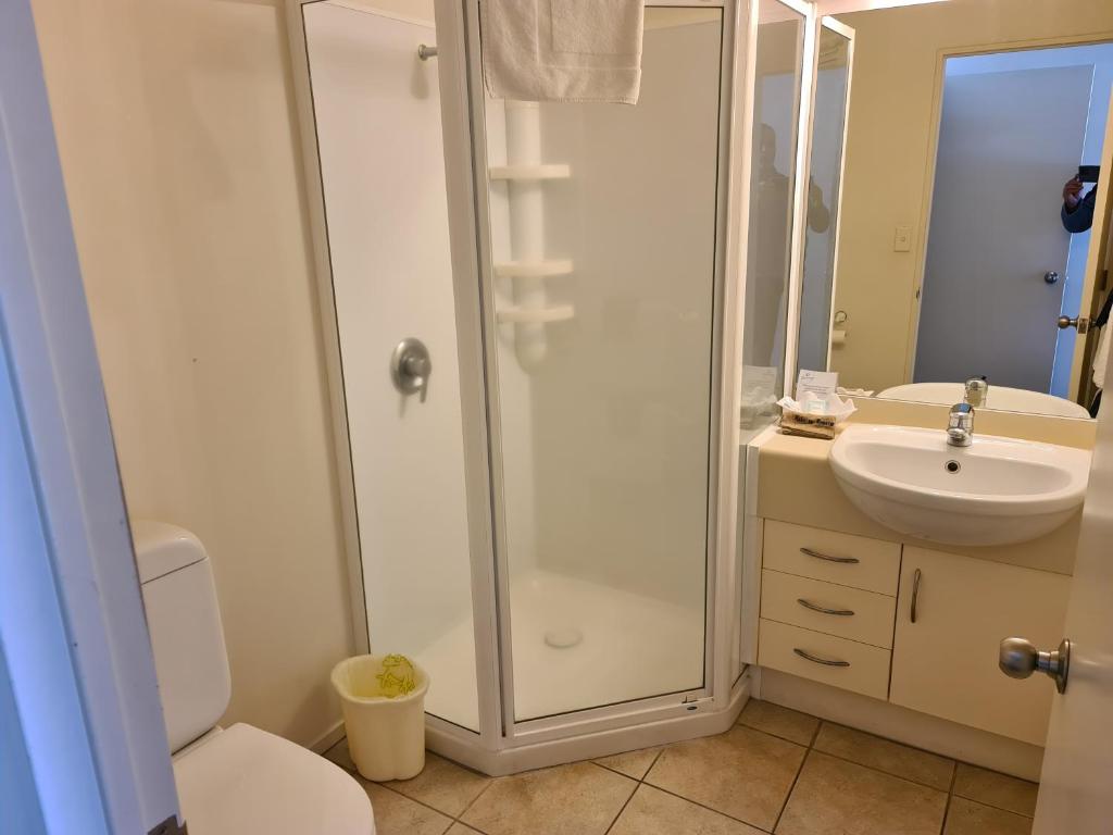 Oceanside Resort & Twin Towers - Resim 32