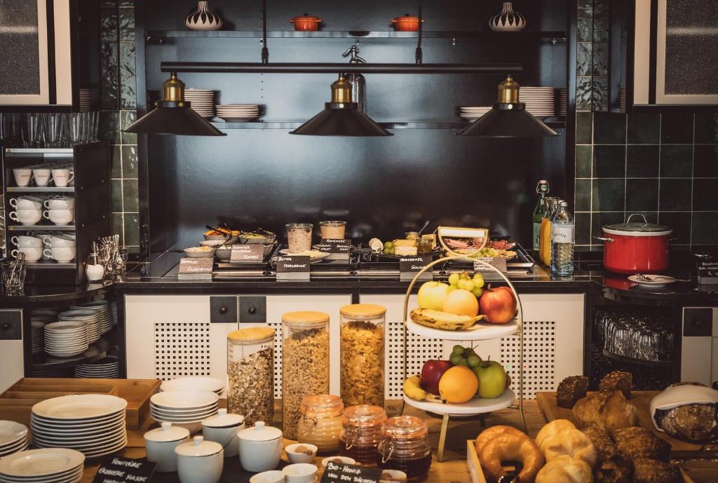 HENRI Hotel Wien Siebterbezirk - Resim 17