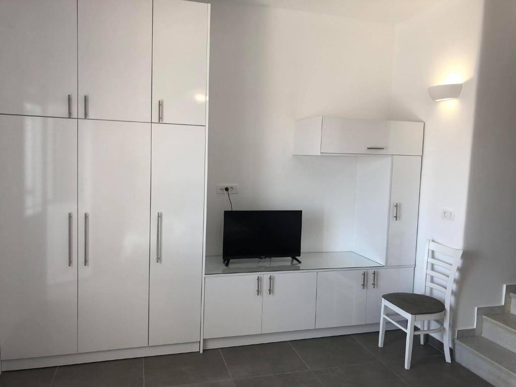 Wisteria Apartments - 15