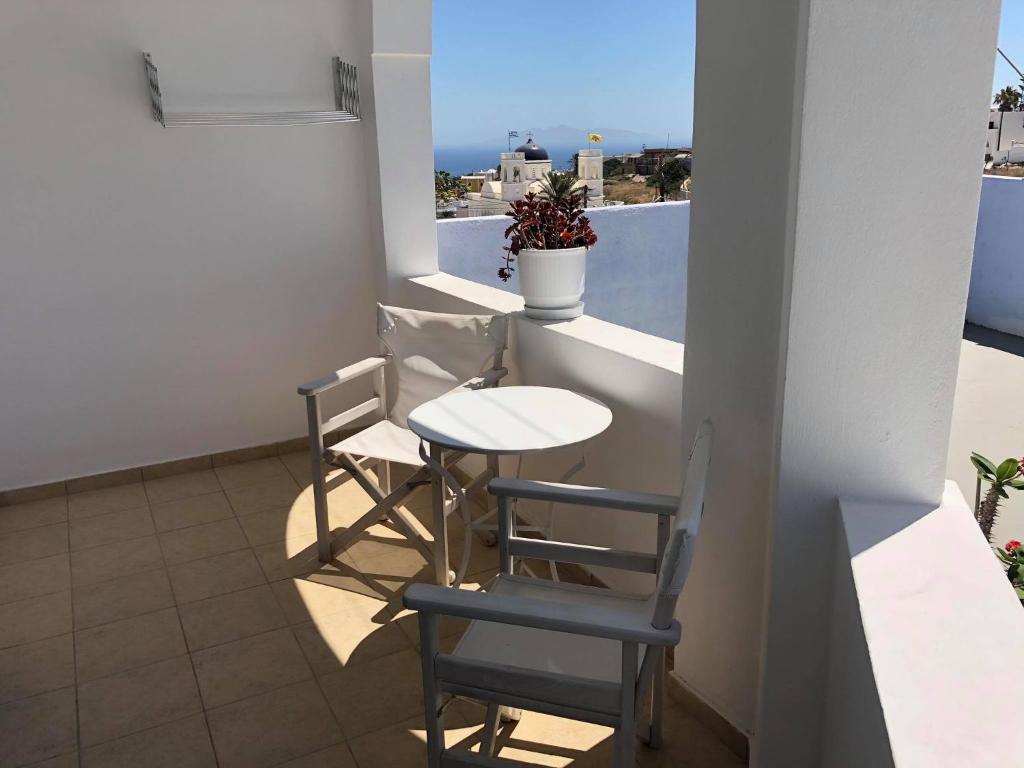 Wisteria Apartments - 16