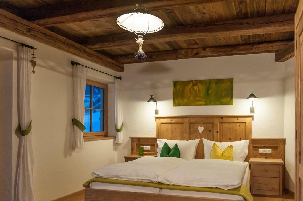 A bed or beds in a room at Residence Mitterdorfer