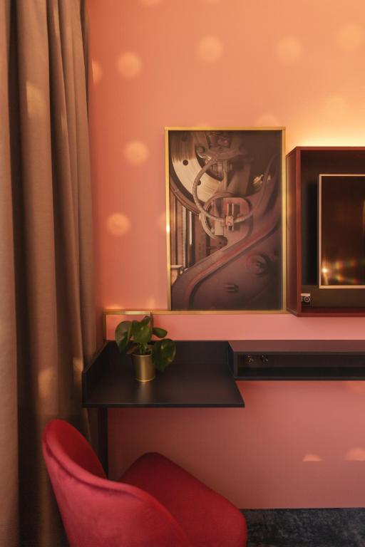 Holiday Inn - the niu, Loco Munich North by IHG - Resim 18