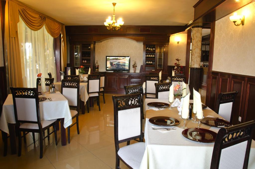 Restaurace v ubytování Vila Steaua Nordului