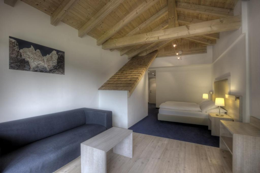 Posezení v ubytování Hotel La Tambra