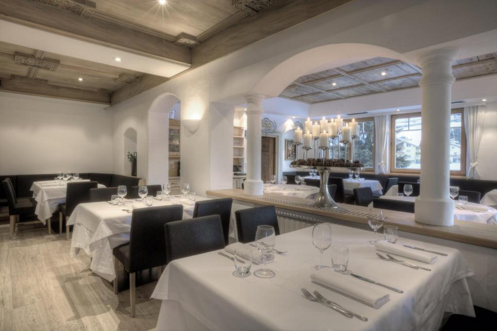 Restaurace v ubytování Hotel La Tambra